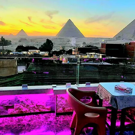 Pyramids Magic Inn